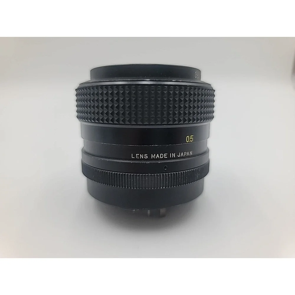 ACCURA this lens